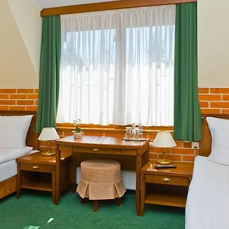 Hotel Szymbark 3*