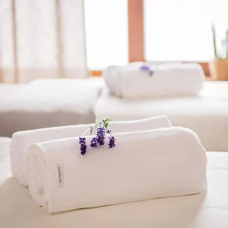 Hotel Szymbark Hotel Szymbark (Pomerania)