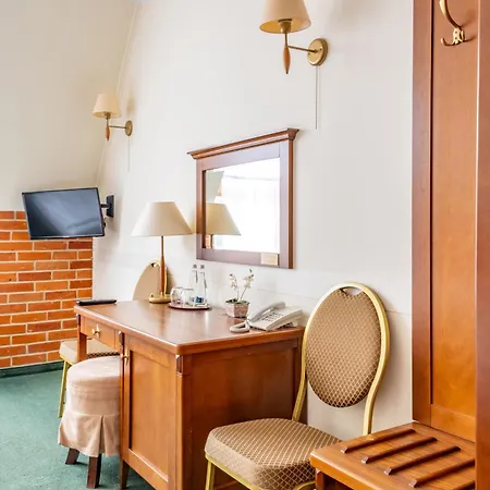 Hotel Szymbark 3*