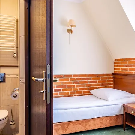 Hotel Szymbark Hotel 3*