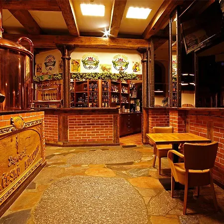 Hotel Szymbark Hotel 3*