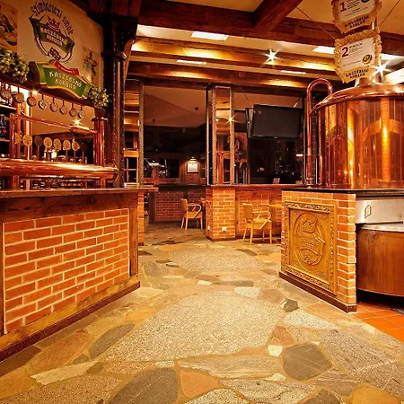 Hotel Hotel Szymbark 3*