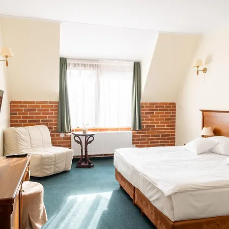 Hotel Hotel Szymbark Szymbark (Pomerania)