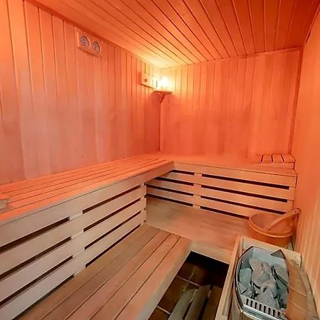 Hotel Szymbark 3* סימבארק